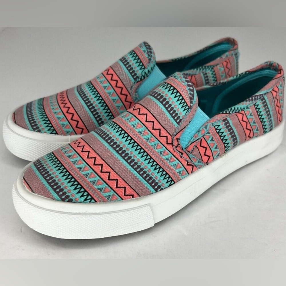Serra Women Memory Foam Canvas Sneakers Slip On Shoes‎ Size 8 Aztec EUC